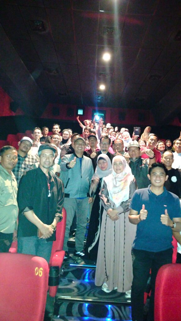 PGRI Luwu Utara Apresiasi Bupati atas Nobar Film 'Solata img 20251126 wa0007